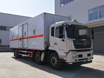 江特牌JDF5260XRQDFH6型易燃?xì)怏w廂式運(yùn)輸車